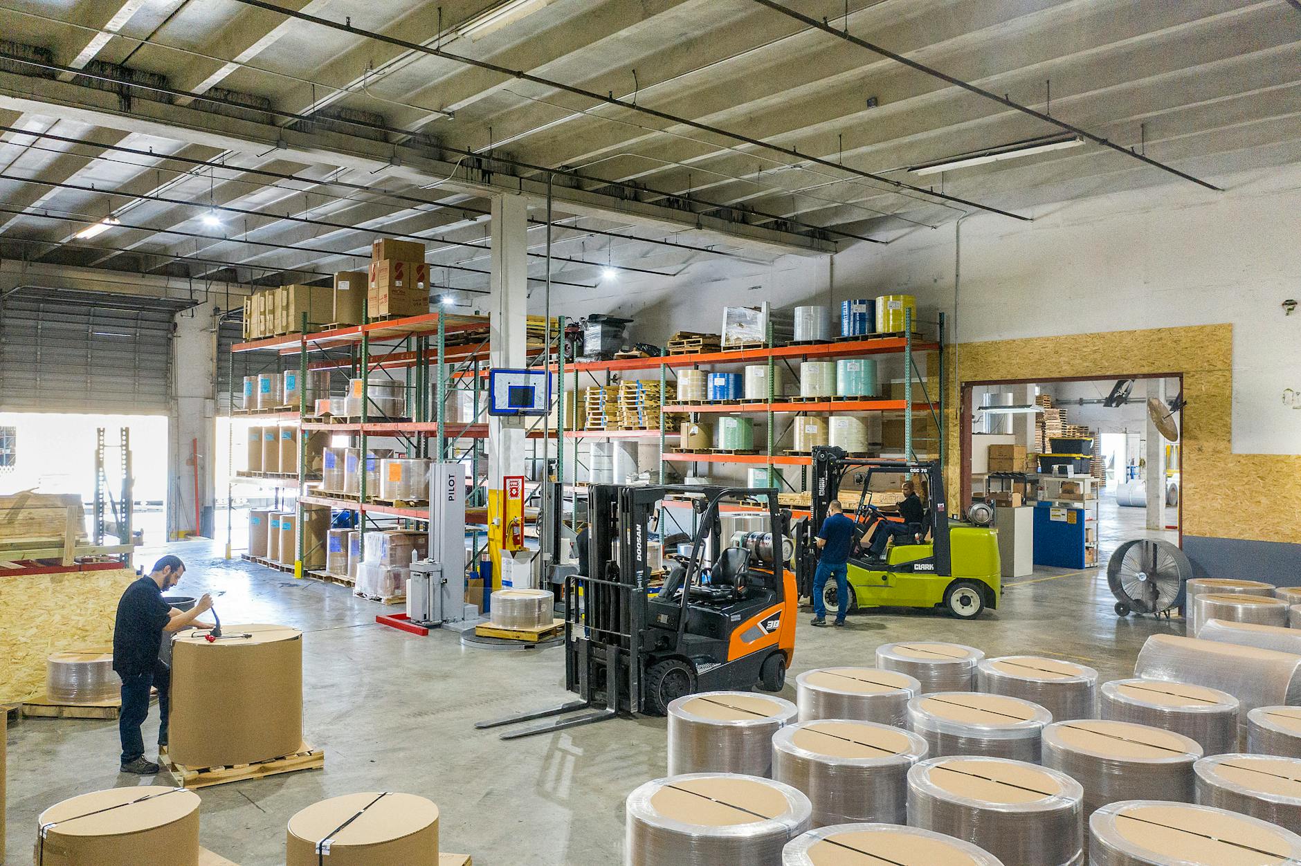 Large industrial warehouse space suitable for agricultural facility conversion