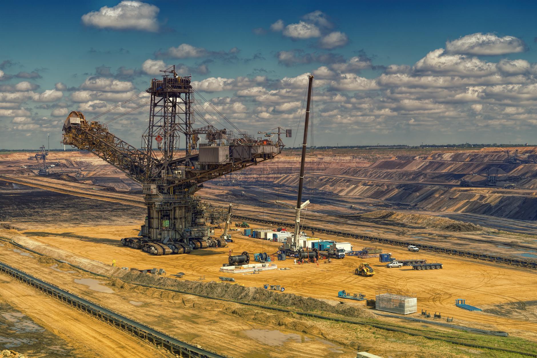 Industrial mining machinery and equipment at gold extraction site